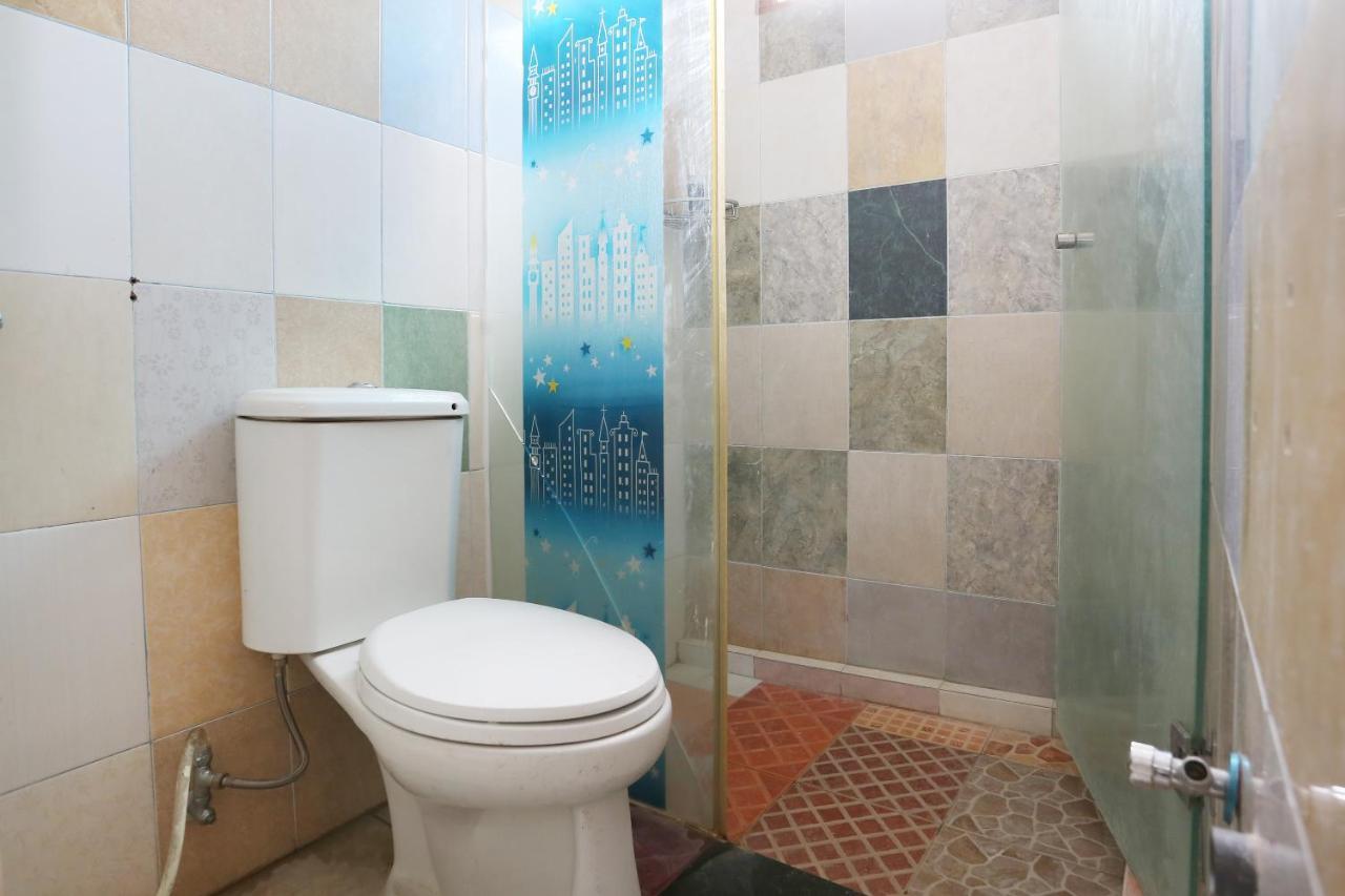 Spot On 2358 Aster Homestay Melati Eksteriør bilde